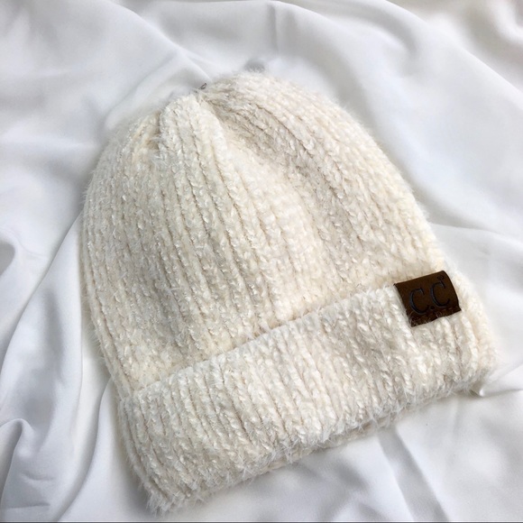 LAST —GRAY | FUZZY CHENILLE BEANIE - Picture 6 of 6